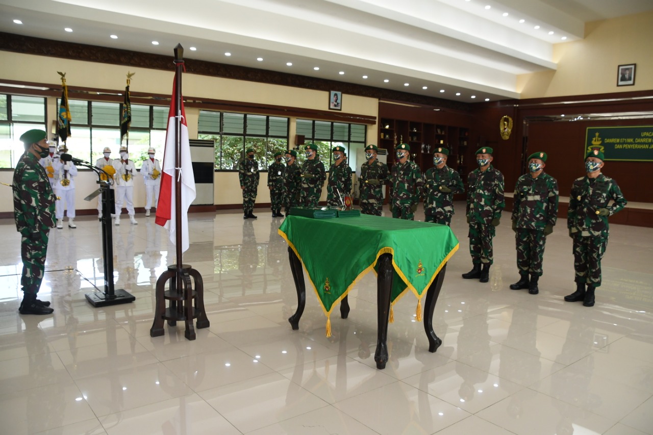 Kolonel Inf Ari Yulianto, S.I.P. Jabat Danrem 073/Makutarama